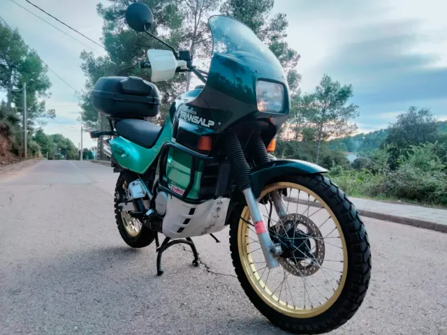 Honda Transalp 600