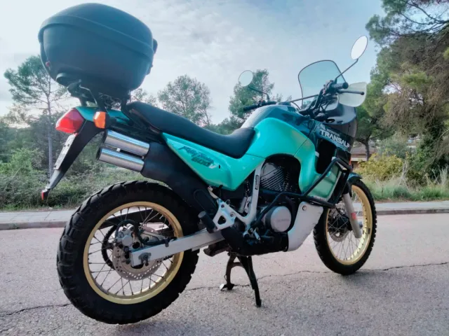 Honda Transalp 600