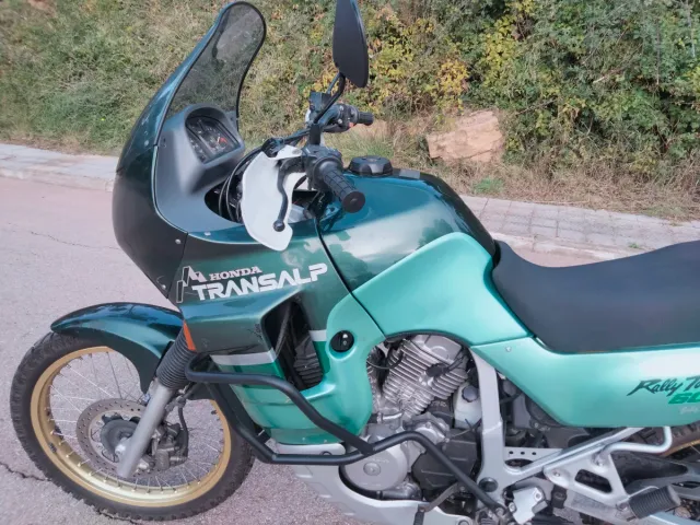 Honda Transalp 600