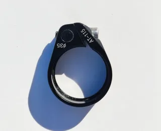 Abrazadera sillin Megamo 35mm