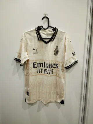 Camiseta Puma Beige y Negra