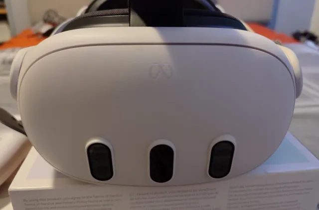 Meta Quest 3 128gb con Halo y cable Link