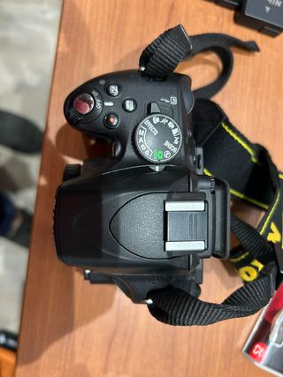 Cámara Nikon D5100 + 3 Lentes + Accesorios