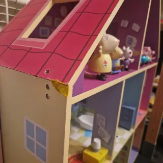 Casa Peppa Pig gigante con muñecos