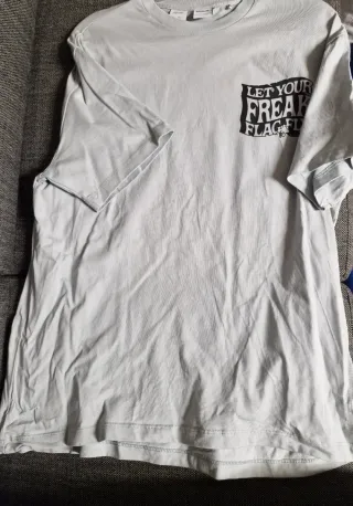 Camiseta Bershka Snoopy Talla S