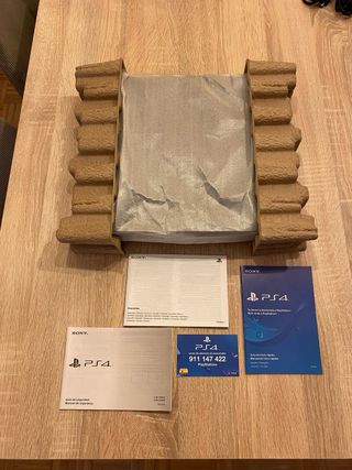 Consola PS4 Slim Fortnite + 2 Juegos Call of Duty