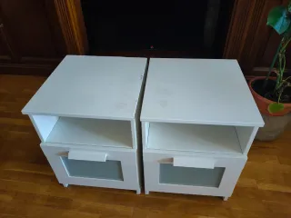 2 Comodini bianchi Ikea 25€ ciascuno