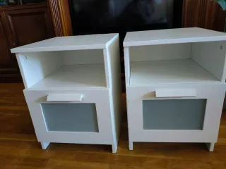 2 Comodini bianchi Ikea 25€ ciascuno