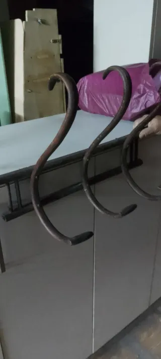 Percheros antiguos de madera