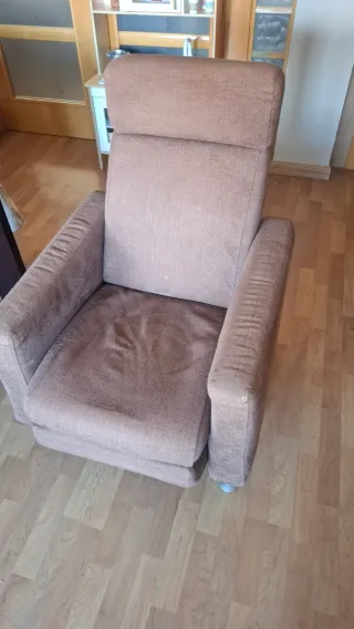Butaca reclinable tela marrón