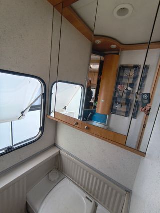 Caravana Bustner 2 ambientes con ventana