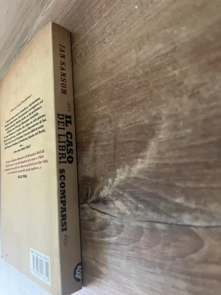 Il caso dei libri scomparsi. Le storie del Bibl...