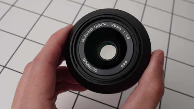 Olympus M.Zuiko Digital 25mm f/1.8