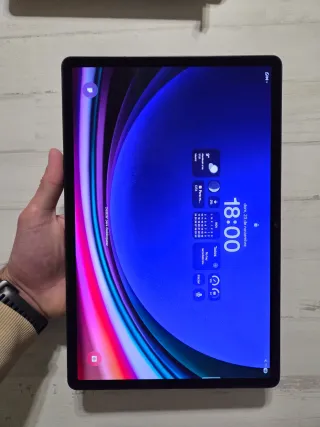 Samsung Galaxy Tab S9+ (12.4", 256GB 12G RAM) Wifi