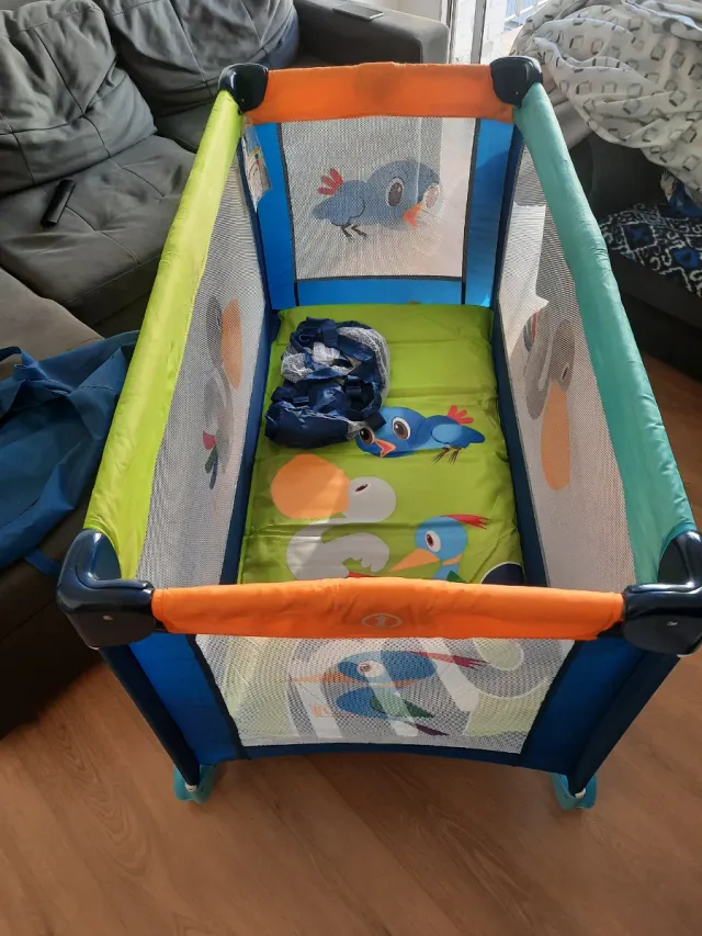 Cuna de viaje para bebé