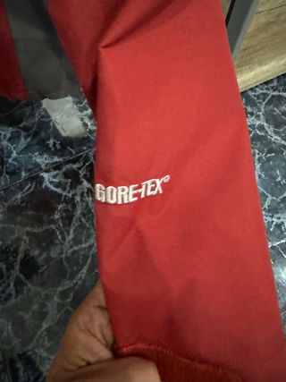 Chaqueta The North Face Gore-Tex Roja/Gris Talla M