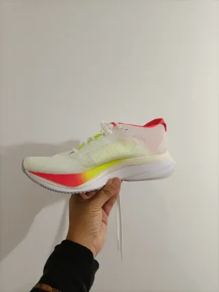 T37,5 Adidas Adizero Boston 12 Blancas