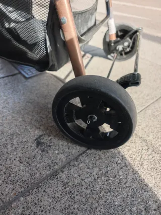 Silla ligera de Paseo Asalvo