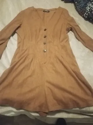 Mono Bershka ante marrón