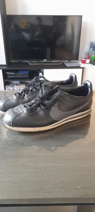 Nike Cortez Talla 44 Negro/Gris