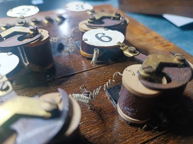 Antico chiamante per stanze