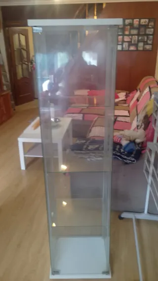 Vitrina expositora cristal y metal