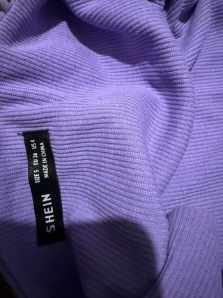 Top lila de tirantes finos – SHEIN (Talla S 36)