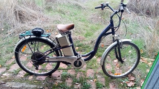 Bicicleta eléctrica paseo azul