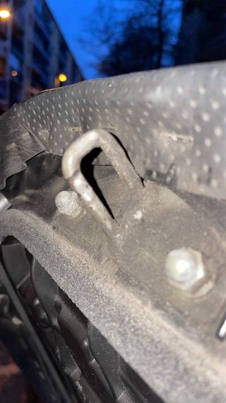 Cierre asiento Suzuki Burgman