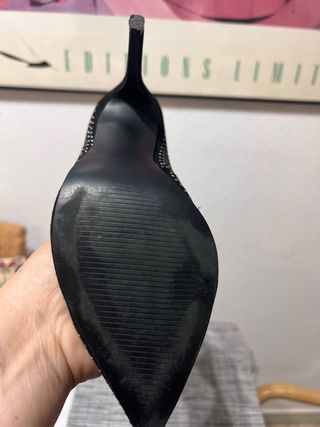 Botines negros tachas tacón 7cm T37