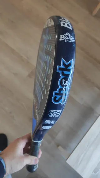 Pala de pádel Black Crown Shark