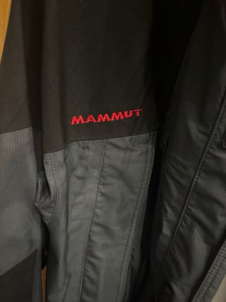 Chaqueta Mammut Gore-Tex Negra/Gris