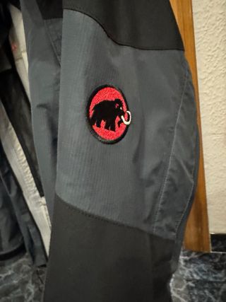 Chaqueta Mammut Gore-Tex Negra/Gris