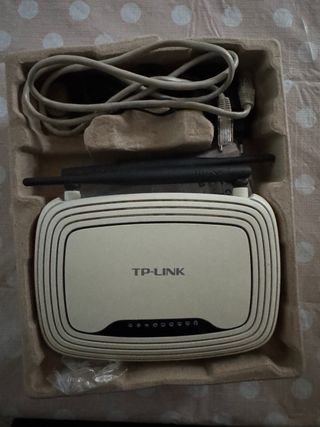 Router TP-Link Wireless N 300Mbps