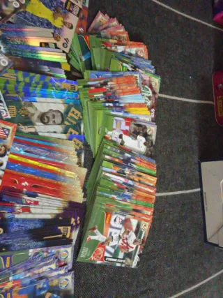 Lote 200 Cromos Megacracks 2025-26 diferentes