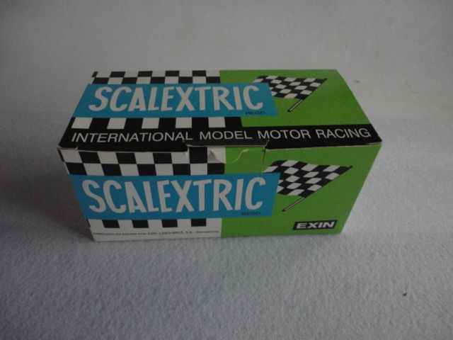 Scalextric Tyrrell Ford F1 Rojo