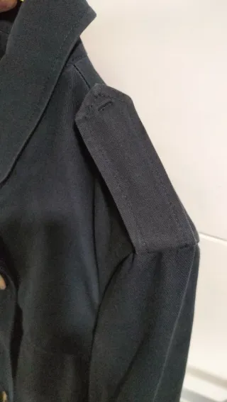 Gabardina Massimo Dutti Negra