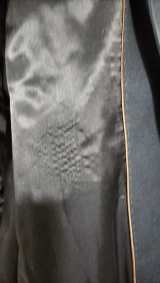 Gabardina Massimo Dutti Negra