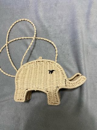 Bolso con forma de elefante