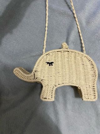 Bolso con forma de elefante