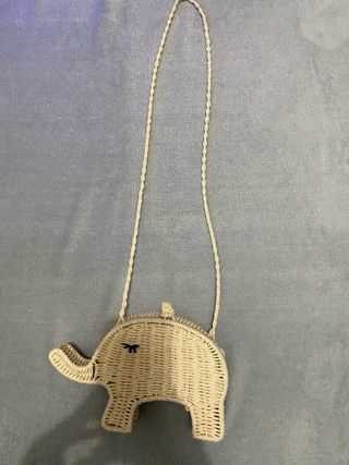 Bolso con forma de elefante