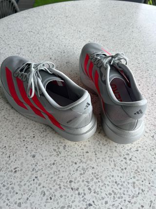 Adidas Adizero Evo SL  plateada/roja Talla 45 1/3