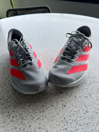 Adidas Adizero Evo SL  plateada/roja Talla 45 1/3