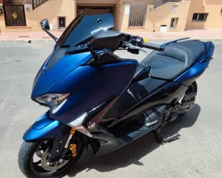 Yamaha TMAX DX 2019 Azul