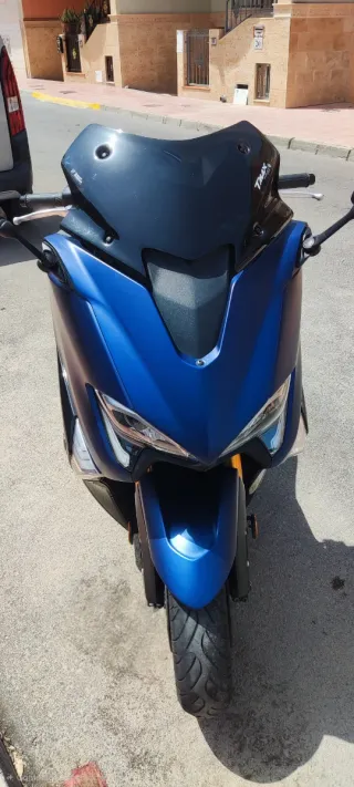 Yamaha TMAX DX 2019 Azul