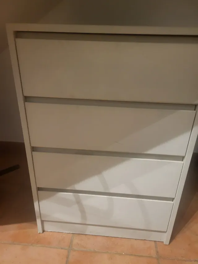 Cajonera de madera 4 cajones, pintada a mano