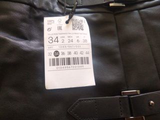 Falda cuero negra talla 34 sin estrenar