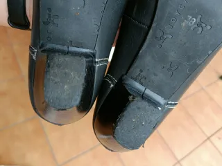 Zapatos de piel grises