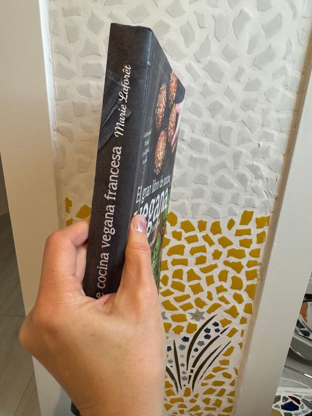 EL GRAN LIBRO DE COCINA VEGANA FRANCESA (Spanis...