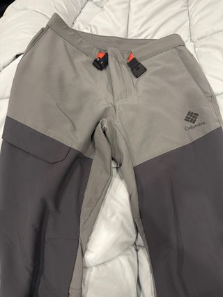 Pantalones Columbia maxtrail II senderismo grises